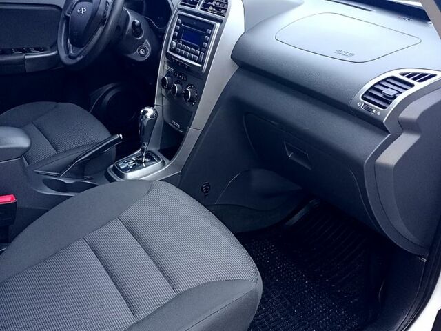 Белый Чери Тигго, объемом двигателя 1.8 л и пробегом 40 тыс. км за 6750 $, фото 9 на Automoto.ua