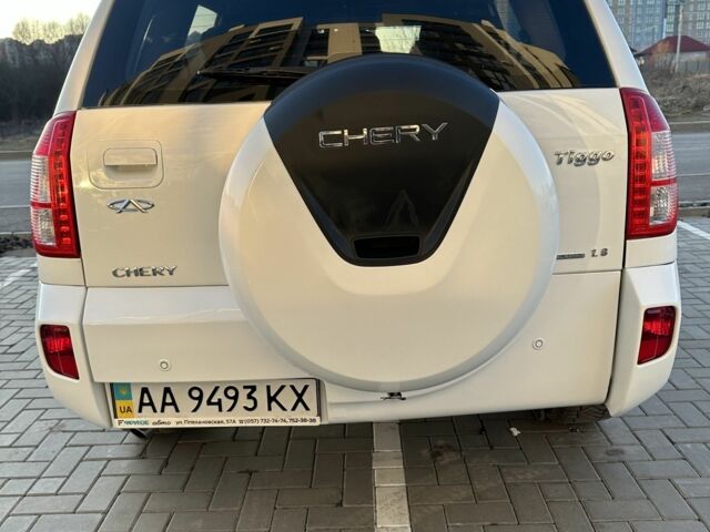 Білий Чері Тігго, об'ємом двигуна 1.8 л та пробігом 115 тис. км за 6500 $, фото 1 на Automoto.ua