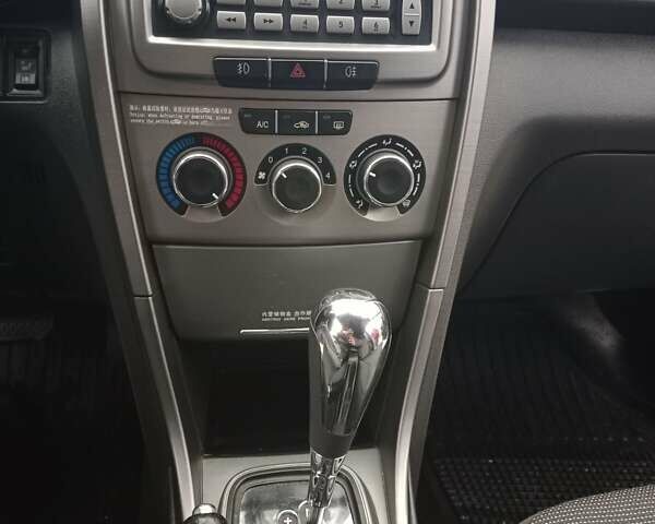 Белый Чери Тигго, объемом двигателя 1.8 л и пробегом 40 тыс. км за 6750 $, фото 56 на Automoto.ua