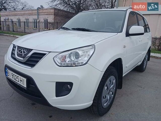 Белый Чери Тигго, объемом двигателя 1.8 л и пробегом 40 тыс. км за 6750 $, фото 10 на Automoto.ua