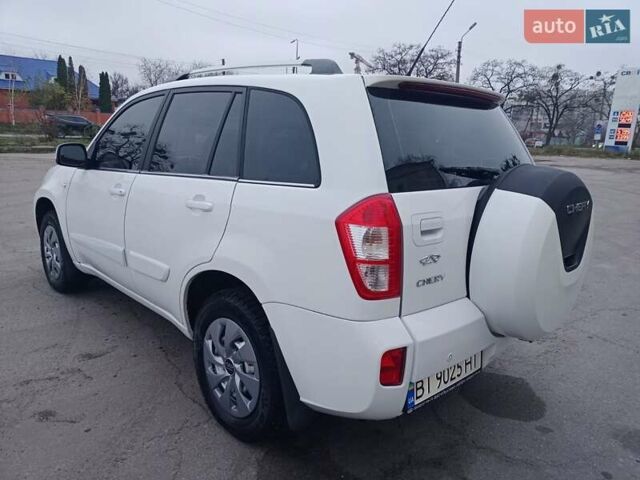 Белый Чери Тигго, объемом двигателя 1.8 л и пробегом 40 тыс. км за 6750 $, фото 4 на Automoto.ua