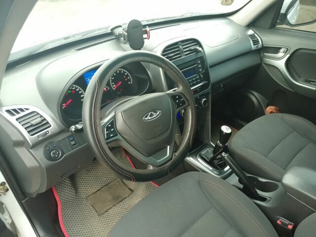 Белый Чери Тигго, объемом двигателя 1.6 л и пробегом 80 тыс. км за 5999 $, фото 18 на Automoto.ua