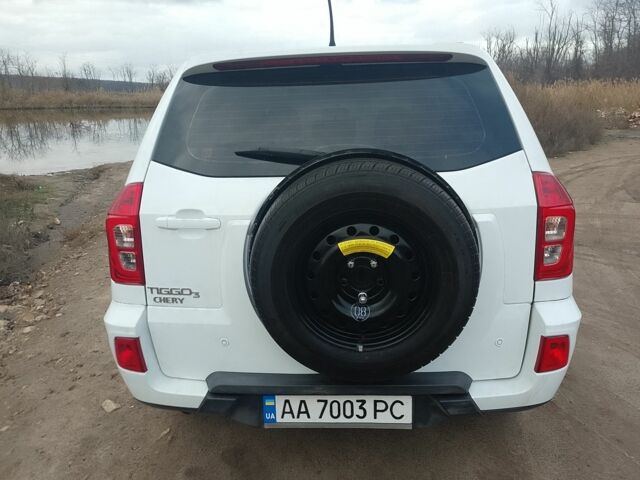 Белый Чери Тигго, объемом двигателя 1.6 л и пробегом 80 тыс. км за 5999 $, фото 14 на Automoto.ua