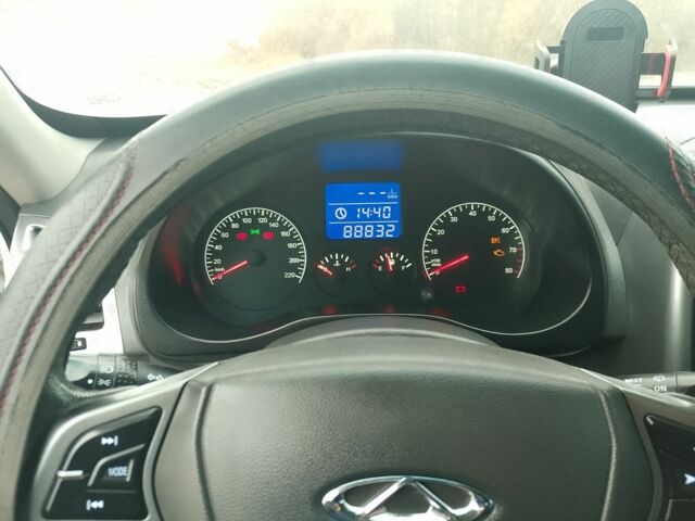 Белый Чери Тигго, объемом двигателя 1.6 л и пробегом 80 тыс. км за 5999 $, фото 17 на Automoto.ua