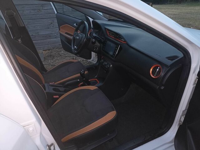 Белый Чери Тигго, объемом двигателя 1.5 л и пробегом 200 тыс. км за 7500 $, фото 5 на Automoto.ua