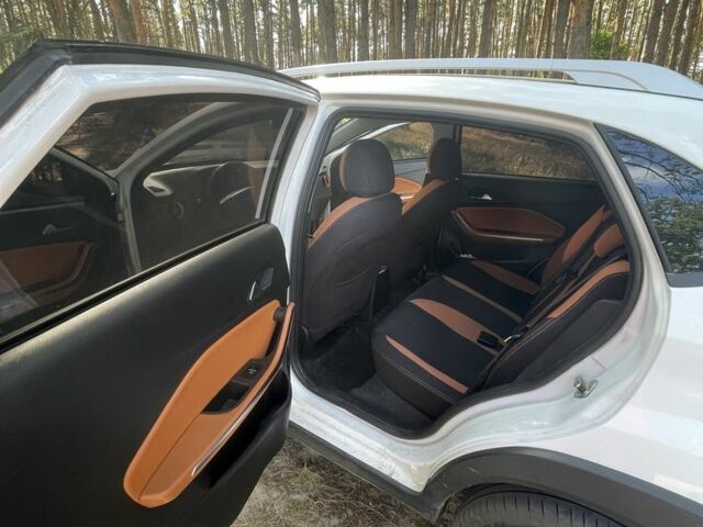 Белый Чери Тигго, объемом двигателя 1.5 л и пробегом 125 тыс. км за 7800 $, фото 7 на Automoto.ua