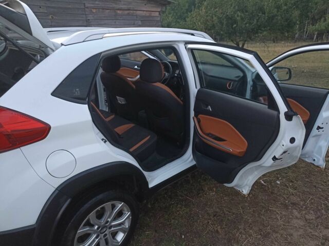 Белый Чери Тигго, объемом двигателя 1.5 л и пробегом 200 тыс. км за 7500 $, фото 7 на Automoto.ua