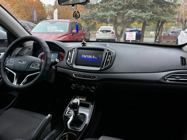 Чері Тігго 2018 у Кривому Розі на Automoto.ua Білий Чері Тігго, об'ємом двигуна 1.5 л та пробігом 80 тис. км за 9900 $, фото 11 на Automoto.ua
