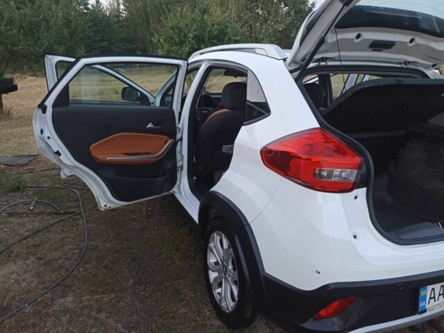 Белый Чери Тигго, объемом двигателя 1.5 л и пробегом 200 тыс. км за 7500 $, фото 10 на Automoto.ua