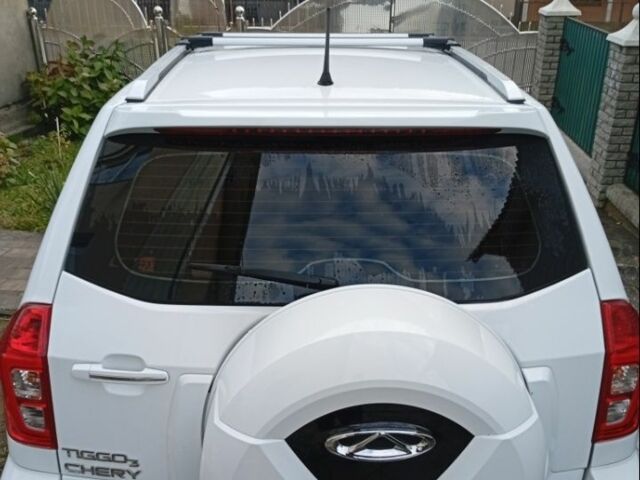 Белый Чери Тигго, объемом двигателя 1.6 л и пробегом 50 тыс. км за 7835 $, фото 10 на Automoto.ua