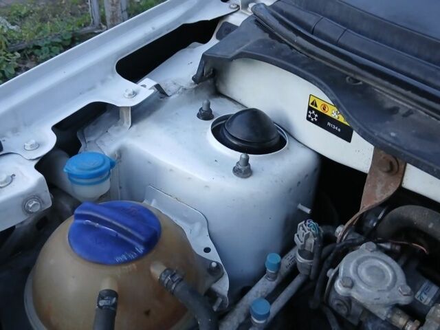 Білий Чері Тігго, об'ємом двигуна 1.5 л та пробігом 214 тис. км за 5900 $, фото 16 на Automoto.ua