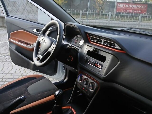 Білий Чері Тігго, об'ємом двигуна 1.5 л та пробігом 214 тис. км за 5900 $, фото 6 на Automoto.ua