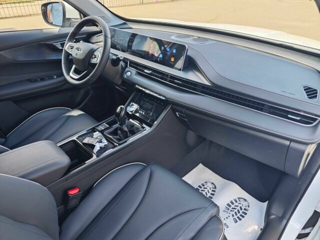 Білий Чері Тігго, об'ємом двигуна 1.5 л та пробігом 1 тис. км за 17220 $, фото 15 на Automoto.ua