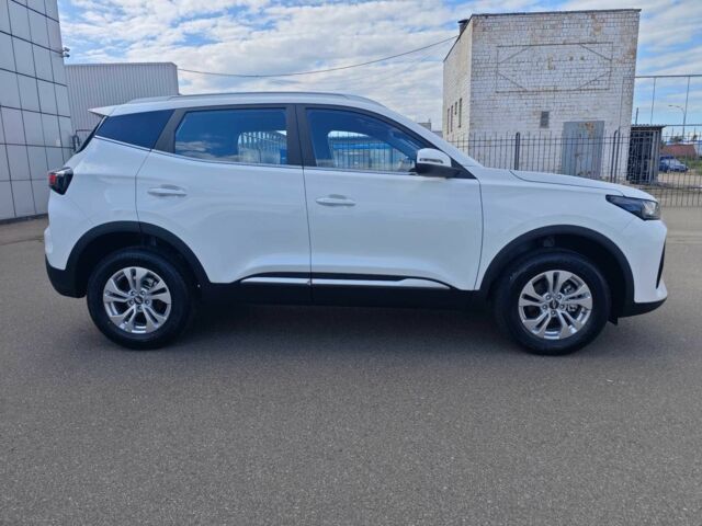 Білий Чері Тігго, об'ємом двигуна 1.5 л та пробігом 1 тис. км за 17220 $, фото 4 на Automoto.ua