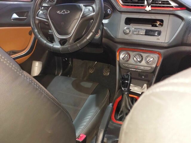 Бежевий Чері Тігго, об'ємом двигуна 1.5 л та пробігом 72 тис. км за 8846 $, фото 6 на Automoto.ua