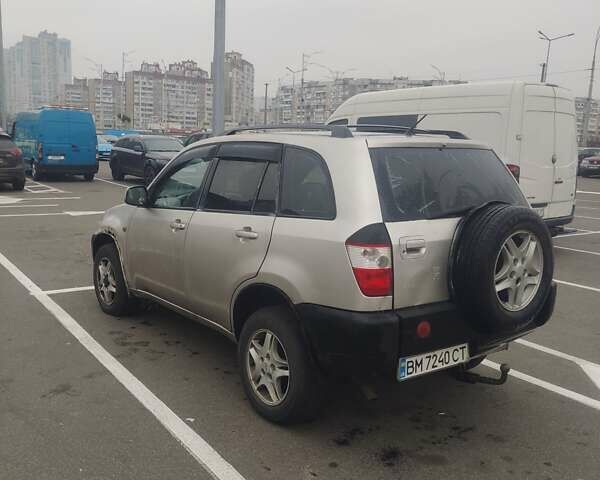 Бежевый Чери Тигго, объемом двигателя 2 л и пробегом 250 тыс. км за 2300 $, фото 4 на Automoto.ua