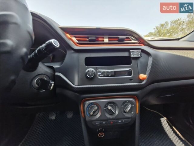 Черный Чери Тигго, объемом двигателя 1.5 л и пробегом 32 тыс. км за 8000 $, фото 5 на Automoto.ua