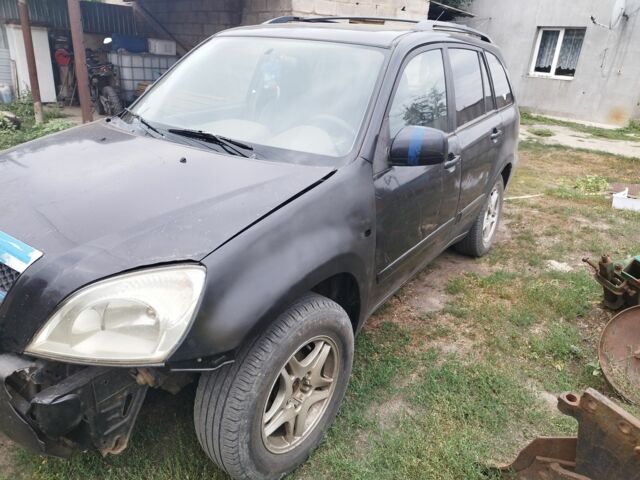 Чорний Чері Тігго, об'ємом двигуна 2 л та пробігом 164 тис. км за 1188 $, фото 3 на Automoto.ua