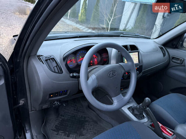 Черный Чери Тигго, объемом двигателя 2 л и пробегом 259 тыс. км за 3350 $, фото 9 на Automoto.ua