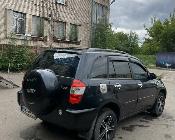 Чорний Чері Тігго, об'ємом двигуна 2 л та пробігом 147 тис. км за 4000 $, фото 3 на Automoto.ua