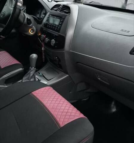 Чорний Чері Тігго, об'ємом двигуна 2 л та пробігом 239 тис. км за 3400 $, фото 10 на Automoto.ua