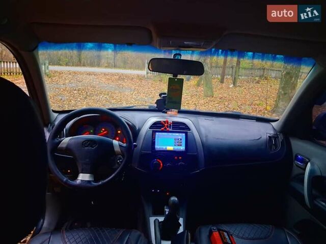 Черный Чери Тигго, объемом двигателя 2 л и пробегом 240 тыс. км за 3500 $, фото 9 на Automoto.ua