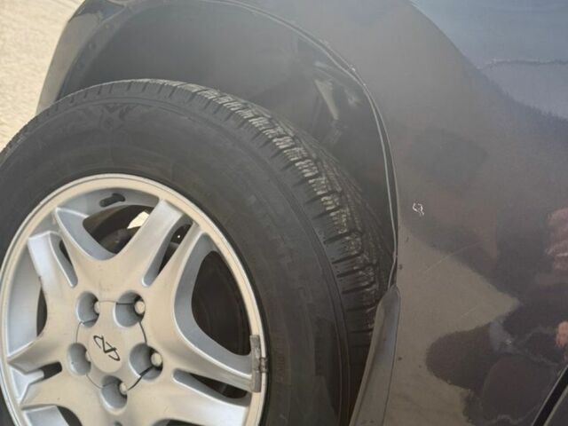 Чорний Чері Тігго, об'ємом двигуна 2 л та пробігом 300 тис. км за 2000 $, фото 11 на Automoto.ua