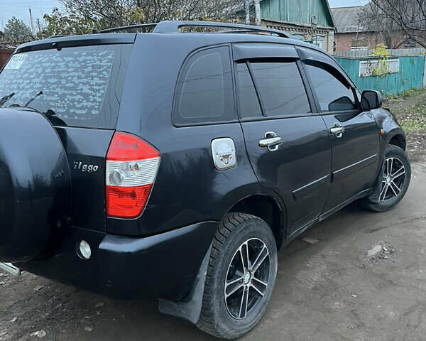 Черный Чери Тигго, объемом двигателя 2 л и пробегом 150 тыс. км за 3500 $, фото 2 на Automoto.ua
