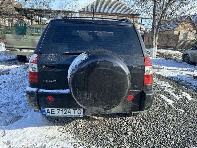 Черный Чери Тигго, объемом двигателя 2.4 л и пробегом 180 тыс. км за 4500 $, фото 5 на Automoto.ua