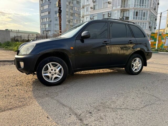 Черный Чери Тигго, объемом двигателя 2 л и пробегом 84 тыс. км за 3999 $, фото 6 на Automoto.ua