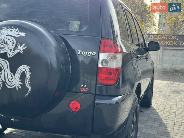 Черный Чери Тигго, объемом двигателя 2.35 л и пробегом 165 тыс. км за 3700 $, фото 7 на Automoto.ua