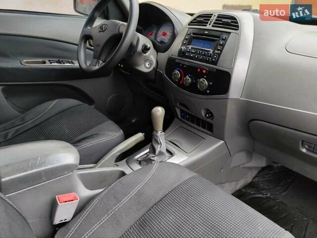 Чорний Чері Тігго, об'ємом двигуна 2 л та пробігом 170 тис. км за 4300 $, фото 9 на Automoto.ua