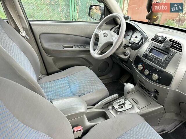 Черный Чери Тигго, объемом двигателя 2.35 л и пробегом 170 тыс. км за 2750 $, фото 13 на Automoto.ua