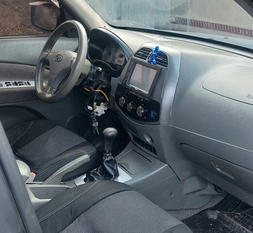 Черный Чери Тигго, объемом двигателя 2.4 л и пробегом 193 тыс. км за 2100 $, фото 16 на Automoto.ua