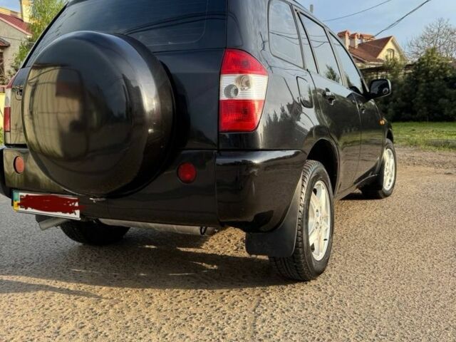 Черный Чери Тигго, объемом двигателя 2 л и пробегом 84 тыс. км за 3999 $, фото 2 на Automoto.ua