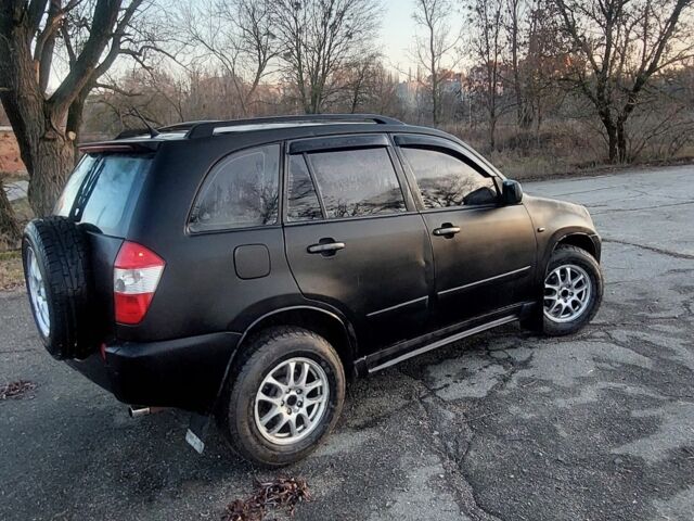 Черный Чери Тигго, объемом двигателя 2.4 л и пробегом 193 тыс. км за 2100 $, фото 7 на Automoto.ua