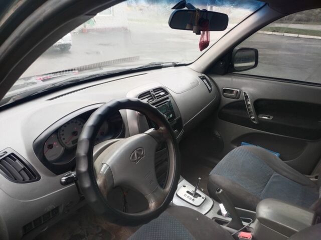 Чорний Чері Тігго, об'ємом двигуна 2.4 л та пробігом 400 тис. км за 2500 $, фото 4 на Automoto.ua