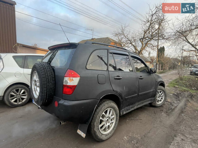 Чорний Чері Тігго, об'ємом двигуна 2.35 л та пробігом 198 тис. км за 2300 $, фото 2 на Automoto.ua