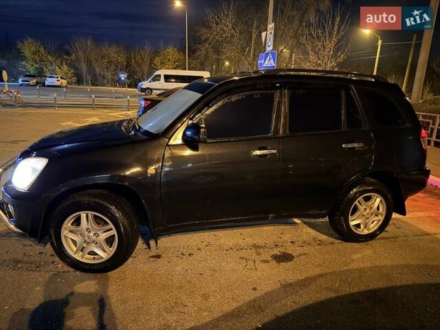 Черный Чери Тигго, объемом двигателя 2 л и пробегом 170 тыс. км за 3000 $, фото 3 на Automoto.ua