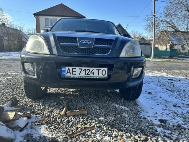 Черный Чери Тигго, объемом двигателя 2.4 л и пробегом 180 тыс. км за 4500 $, фото 1 на Automoto.ua