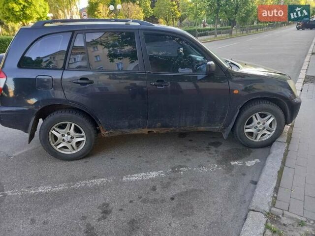 Черный Чери Тигго, объемом двигателя 2 л и пробегом 313 тыс. км за 2400 $, фото 2 на Automoto.ua