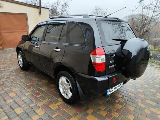 Чорний Чері Тігго, об'ємом двигуна 2 л та пробігом 170 тис. км за 4300 $, фото 3 на Automoto.ua