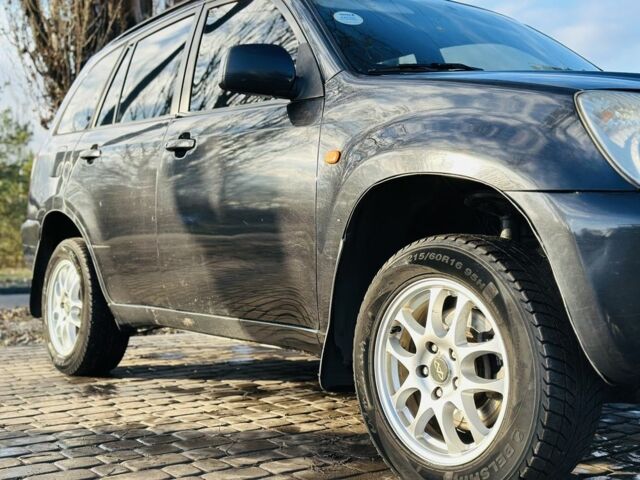 Черный Чери Тигго, объемом двигателя 2.4 л и пробегом 186 тыс. км за 3400 $, фото 3 на Automoto.ua