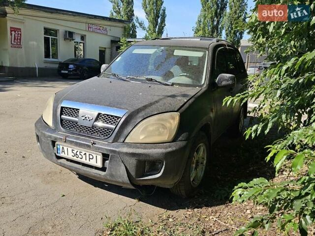 Черный Чери Тигго, объемом двигателя 2.35 л и пробегом 200 тыс. км за 1250 $, фото 9 на Automoto.ua