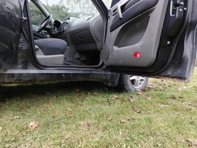 Черный Чери Тигго, объемом двигателя 0 л и пробегом 215 тыс. км за 1700 $, фото 9 на Automoto.ua