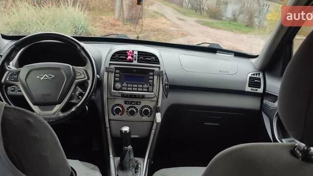 Чорний Чері Тігго, об'ємом двигуна 1.8 л та пробігом 171 тис. км за 4500 $, фото 12 на Automoto.ua