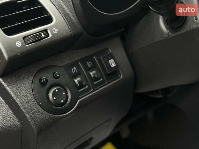 Черный Чери Тигго, объемом двигателя 1.85 л и пробегом 206 тыс. км за 6100 $, фото 17 на Automoto.ua