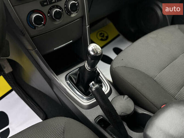 Черный Чери Тигго, объемом двигателя 1.85 л и пробегом 206 тыс. км за 6100 $, фото 14 на Automoto.ua