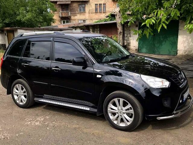 Черный Чери Тигго, объемом двигателя 1.8 л и пробегом 122 тыс. км за 8500 $, фото 2 на Automoto.ua