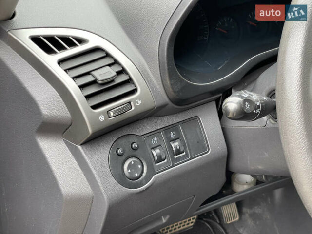 Чорний Чері Тігго, об'ємом двигуна 1.8 л та пробігом 59 тис. км за 5950 $, фото 16 на Automoto.ua